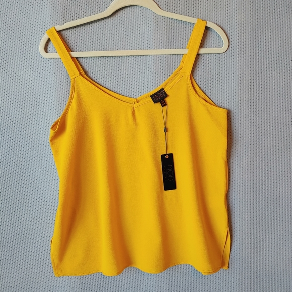 NWT MOD Lusive Crepe Tank Top - Picture 2 of 7